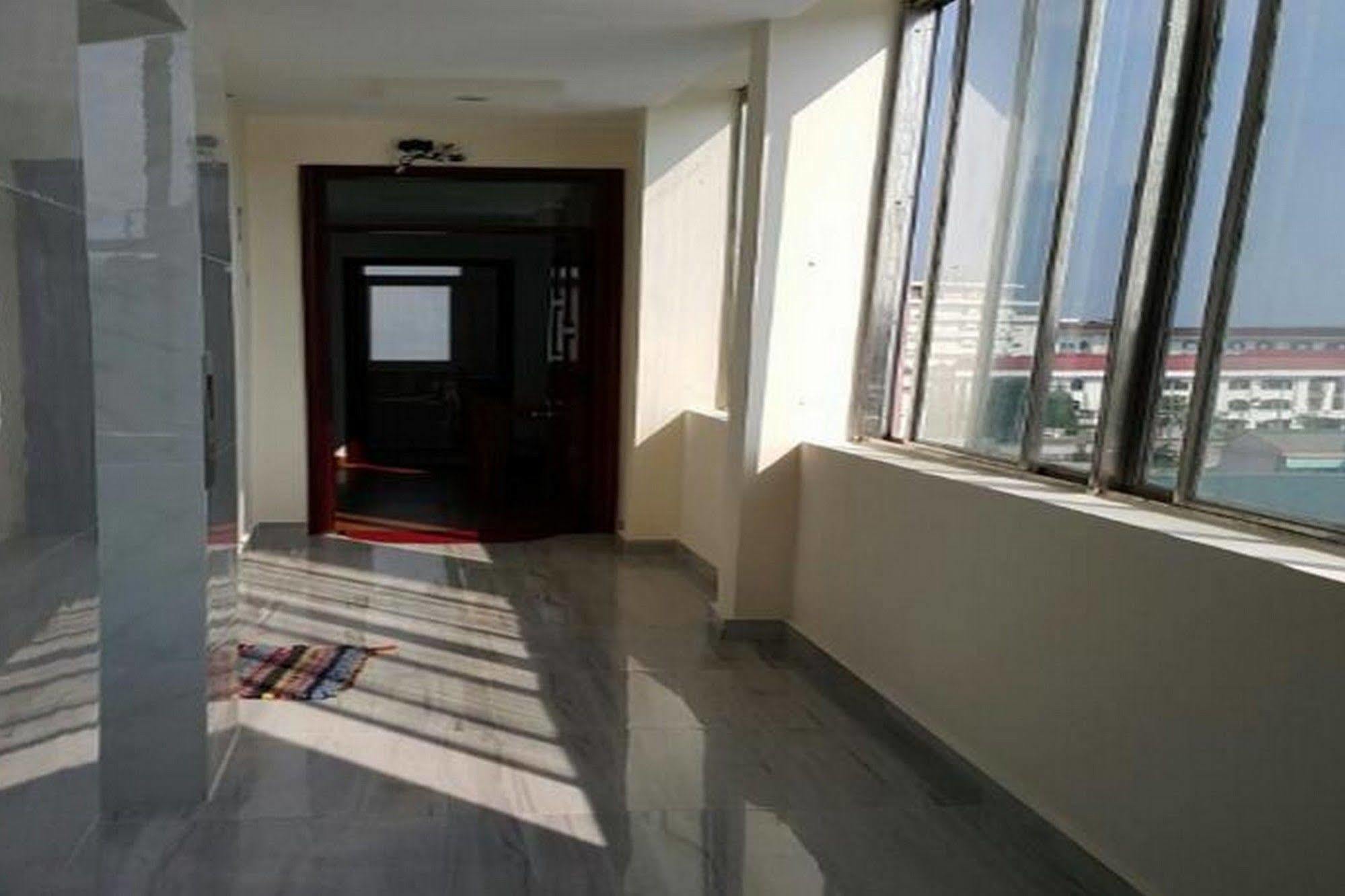 Binh Duong 2 Hotel Hue Exterior photo